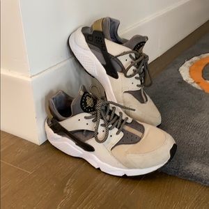 Nike men’s air huarache